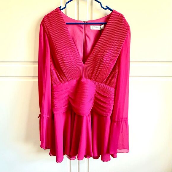 NWT Ieena for Mac Duggal Pleated Bell Sleeve Chiffon Cocktail Mini Dress, style - Picture 7 of 13